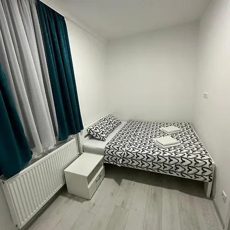 Apartmani City Foca 3*